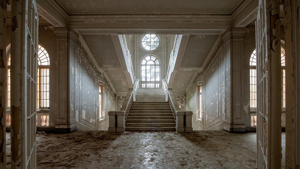 Doors of Perception by Daanoe